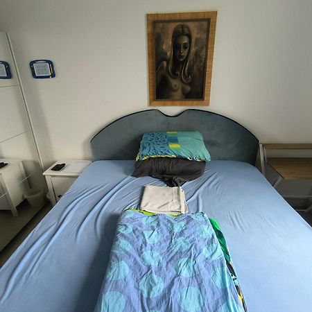 Nearwoehrderseaandstation Hotel Nuremberg Luaran gambar